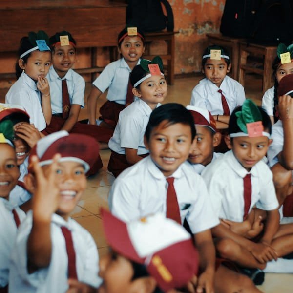 School Ki Uniform